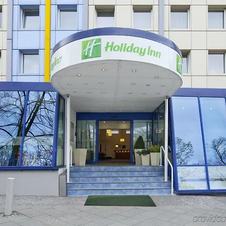 هوليداي إن ميتي 3* برلين