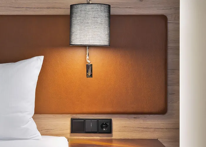 Hotel Moxy Humboldthain Park 3*