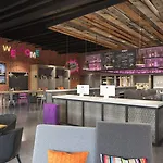 Moxy Humboldthain Park Hotel 3*