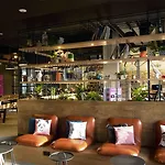 Moxy Humboldthain Park 3*