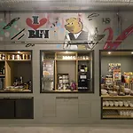 Moxy Humboldthain Park Hotel 3*