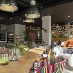 Hotel Moxy Humboldthain Park 3*