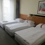 Moxy Humboldthain Park