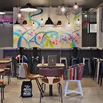 Hotel Moxy Humboldthain Park 3*