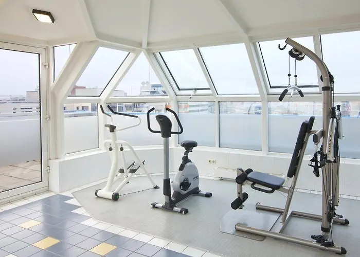 柏林洪堡海因公园慕奇夕酒店