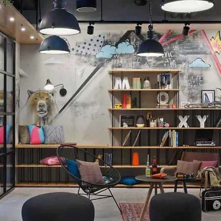 Moxy Humboldthain Park Hotel Berlin