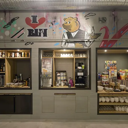 Moxy Humboldthain Park Hotel 3*