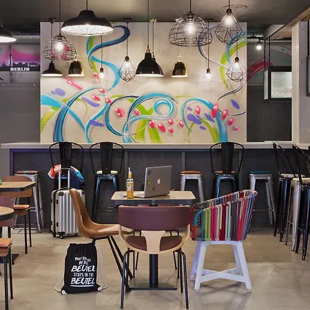 Hotell Moxy Humboldthain Park 4*