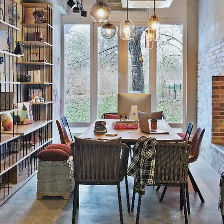 Hotell Moxy Humboldthain Park
