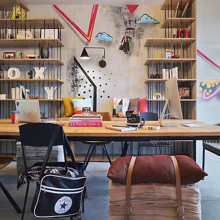 Moxy Humboldthain Park Hotell Berlin
