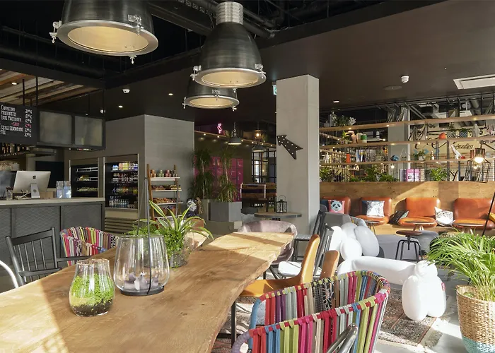 Hotel Moxy Humboldthain Park 3*