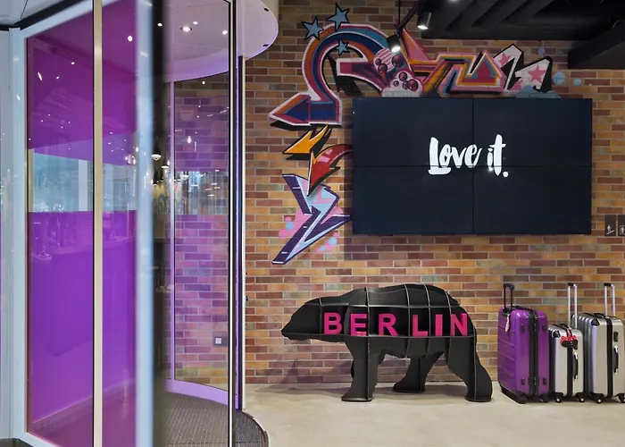 Moxy Humboldthain Park Hotel 3*