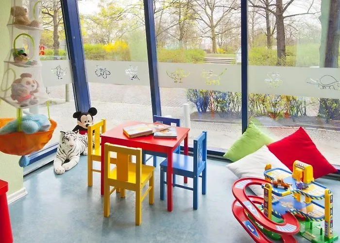 Moxy Humboldthain Park Hotel Berlin