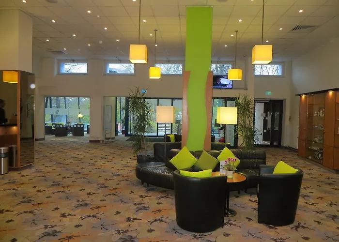 Hotel Moxy Humboldthain Park 3*