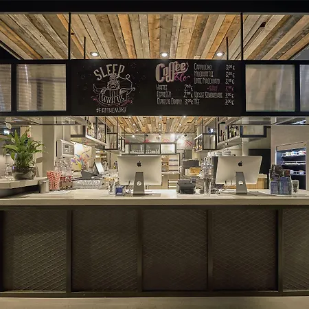 Moxy Humboldthain Park Berlijn