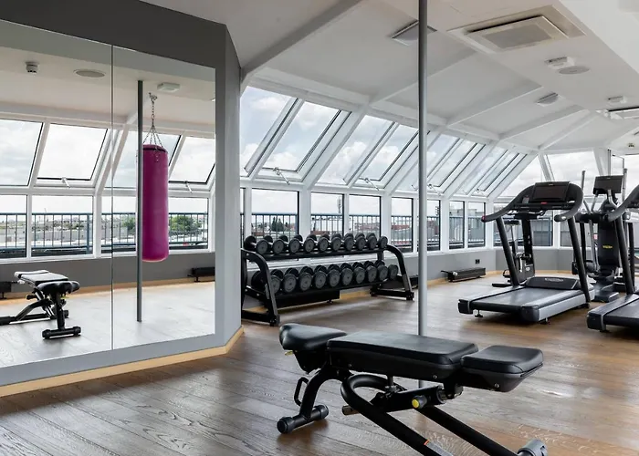 Moxy Humboldthain Park Hotel 3*