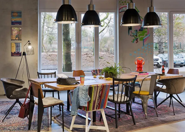 Moxy Humboldthain Park 3*